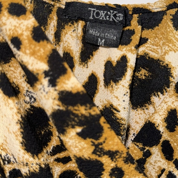 TOXIK 3-  Leopard Print Wide Leg Pant Suit size Medium - Picture 7 of 16